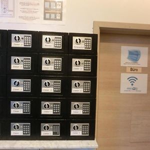Economy Zimmer mit zwei Einzelbetten